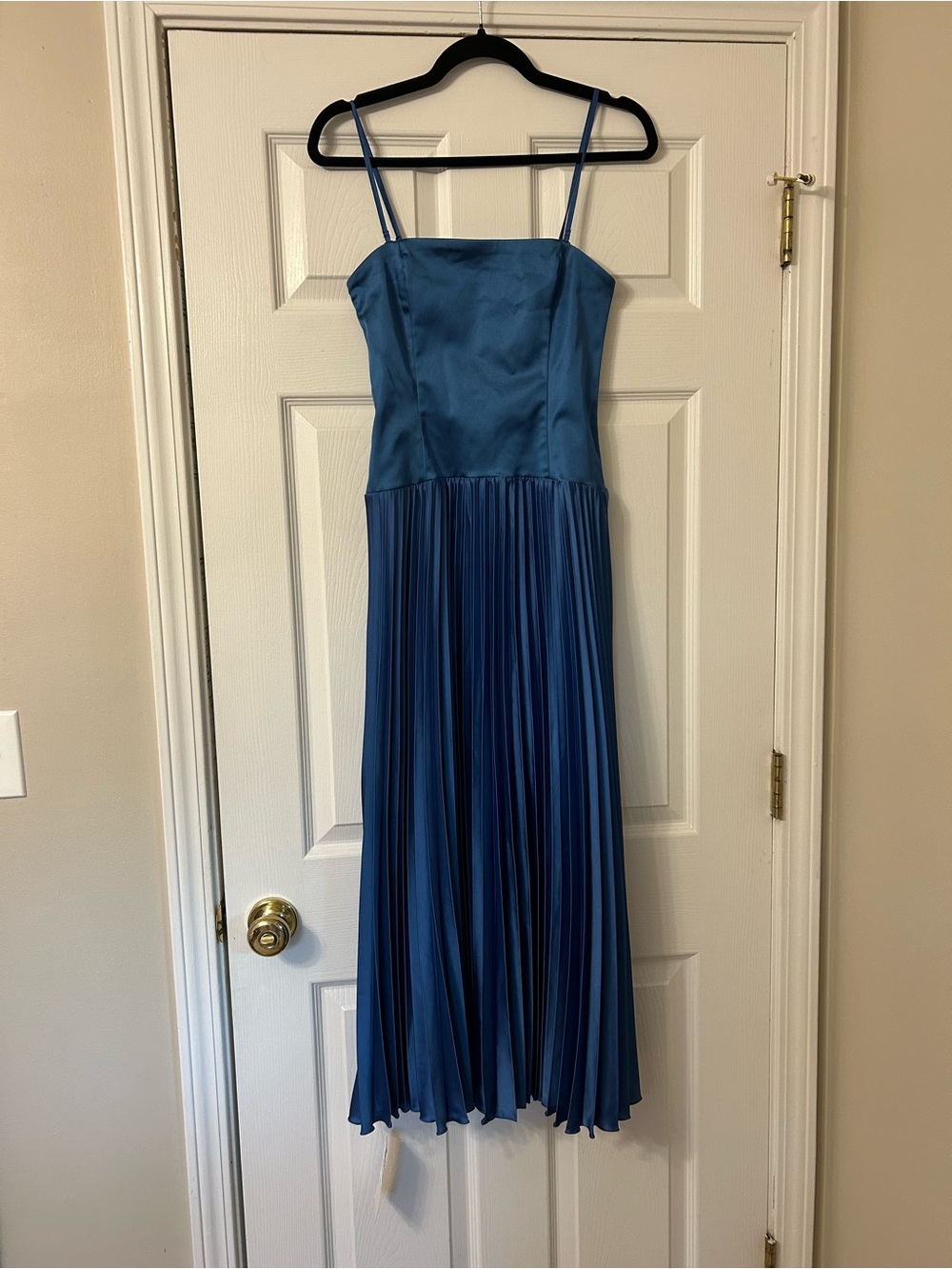 Abercrombie & Fitch Giselle Drop Waist Maxi Dress in Dutch Blue, SMALL PETITE - Picture 7 of 10